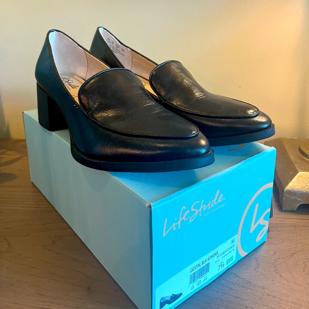 Life Stride black loafer, size 7.5W